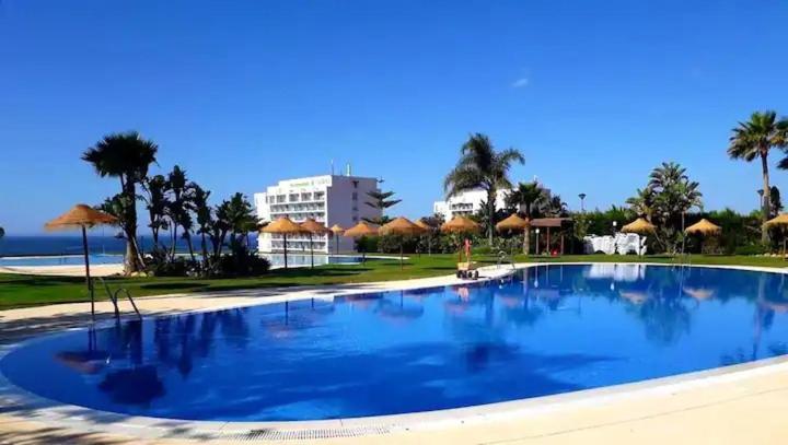 Modern Three-Level Apartment Near The Sea Benalmádena Eksteriør billede