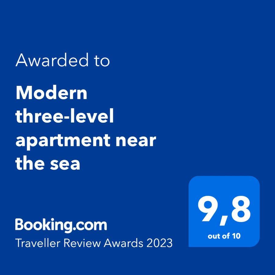Modern Three-Level Apartment Near The Sea Benalmádena Eksteriør billede